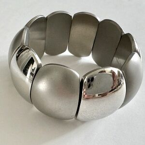 Stainless steel bracelet